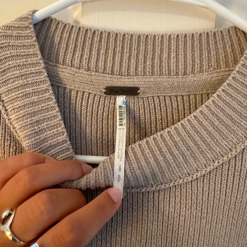Free People tunic sweater - Picture 3 of 5